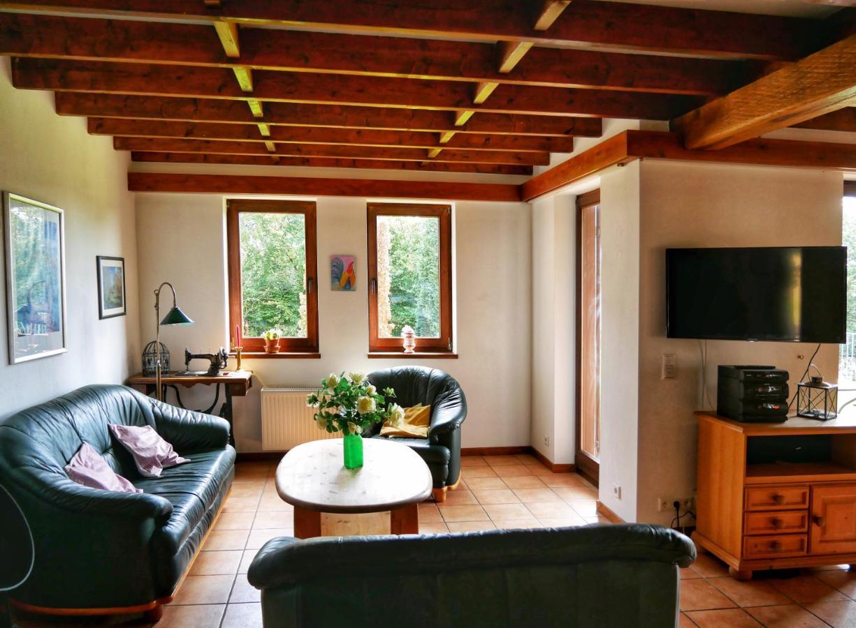 Landhaus Am See Von Robertville Waimes Esterno foto
